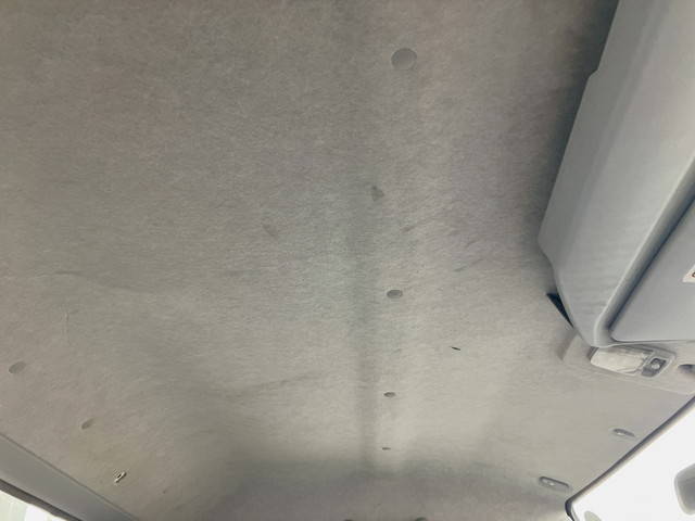 三菱ふそうキャンター平ボディ小型（2t・3t）[写真31]