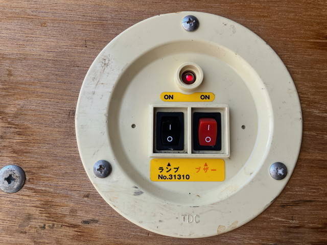 いすゞエルフアルミバン小型（2t・3t）[写真14]