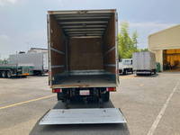 いすゞエルフアルミバン小型（2t・3t）[写真18]