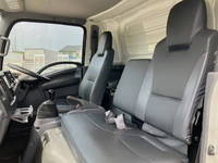 いすゞエルフアルミバン小型（2t・3t）[写真33]