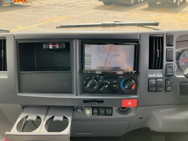 いすゞエルフアルミバン小型（2t・3t）[写真37]