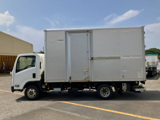 いすゞエルフアルミバン小型（2t・3t）[写真05]
