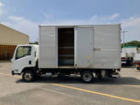 いすゞエルフアルミバン小型（2t・3t）[写真07]