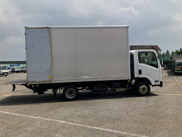 いすゞエルフアルミバン小型（2t・3t）[写真07]