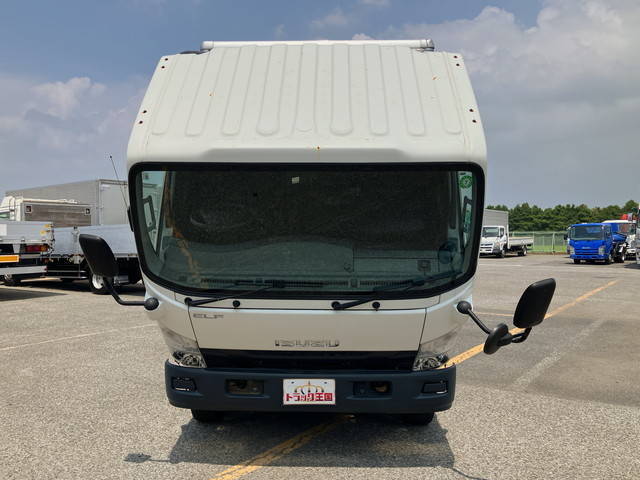 いすゞエルフアルミバン小型（2t・3t）[写真09]