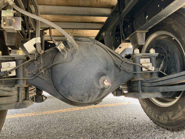 いすゞエルフアルミバン小型（2t・3t）[写真25]