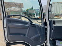 いすゞエルフアルミバン小型（2t・3t）[写真28]