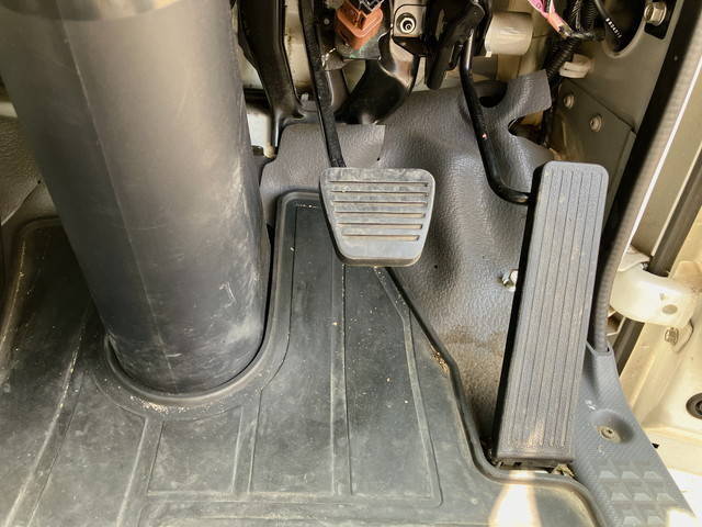 いすゞエルフアルミバン小型（2t・3t）[写真35]