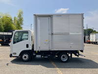 いすゞエルフアルミバン小型（2t・3t）[写真06]