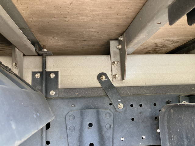日野デュトロアルミバン小型（2t・3t）[写真24]