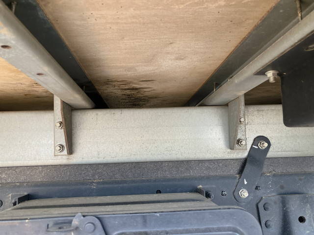 日野デュトロアルミバン小型（2t・3t）[写真25]