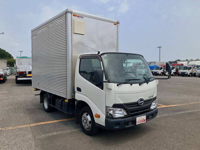日野デュトロアルミバン小型（2t・3t）[写真03]