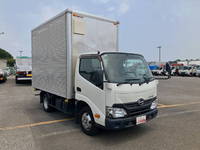 日野デュトロアルミバン小型（2t・3t）[写真04]