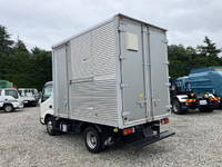 日野デュトロアルミバン小型（2t・3t）[写真05]