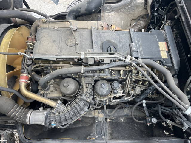 三菱ふそうスーパーグレートトレーラーヘッド（トラクターヘッド）大型（10t）[写真25]