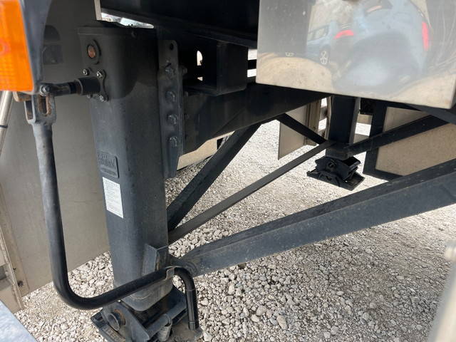 三菱ふそうスーパーグレートトレーラーヘッド（トラクターヘッド）大型（10t）[写真30]