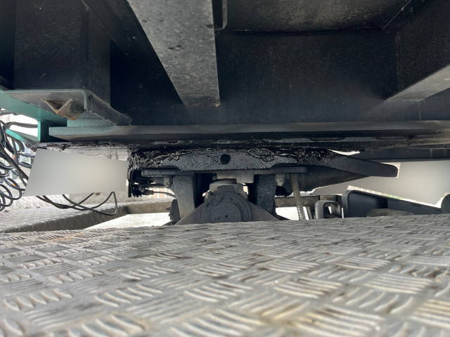 三菱ふそうスーパーグレートトレーラーヘッド（トラクターヘッド）大型（10t）[写真09]