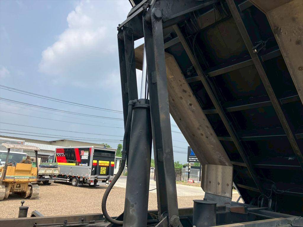 日野プロフィア深ダンプ（土砂禁ダンプ）大型（10t）[写真14]