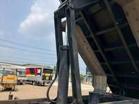 日野プロフィア深ダンプ（土砂禁ダンプ）大型（10t）[写真15]