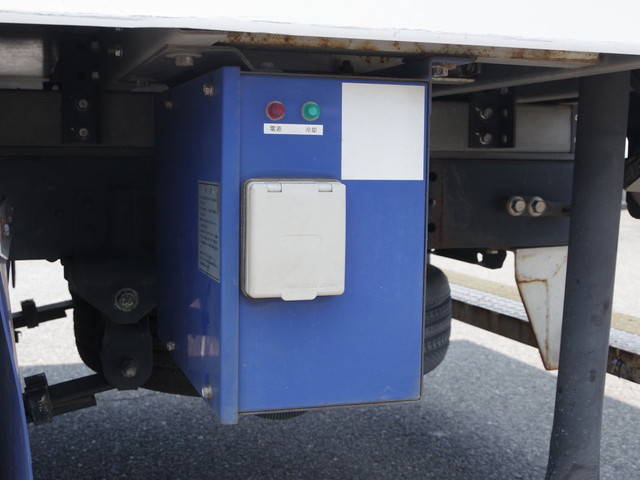 日野デュトロ冷凍車（冷蔵車）小型（2t・3t）[写真14]