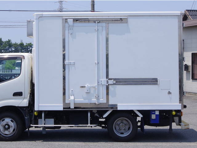 日野デュトロ冷凍車（冷蔵車）小型（2t・3t）[写真20]