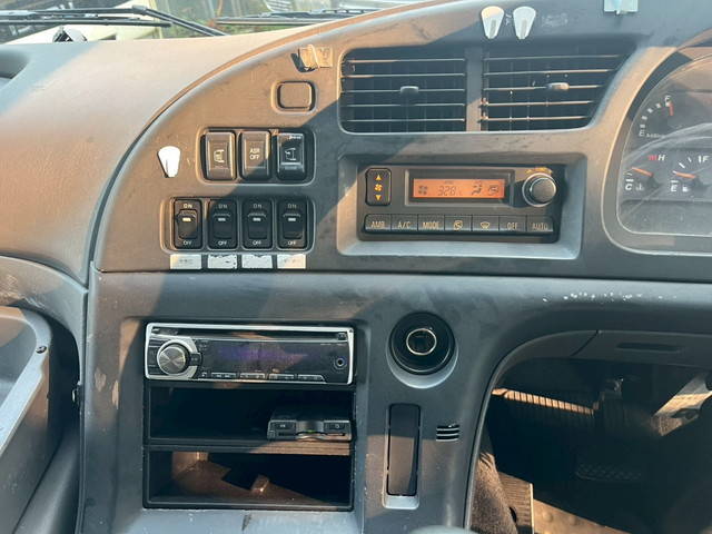 いすゞギガトレーラーヘッド（トラクターヘッド）大型（10t）[写真37]