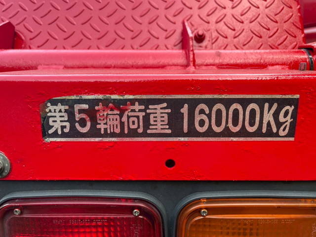 いすゞギガトレーラーヘッド（トラクターヘッド）大型（10t）[写真40]