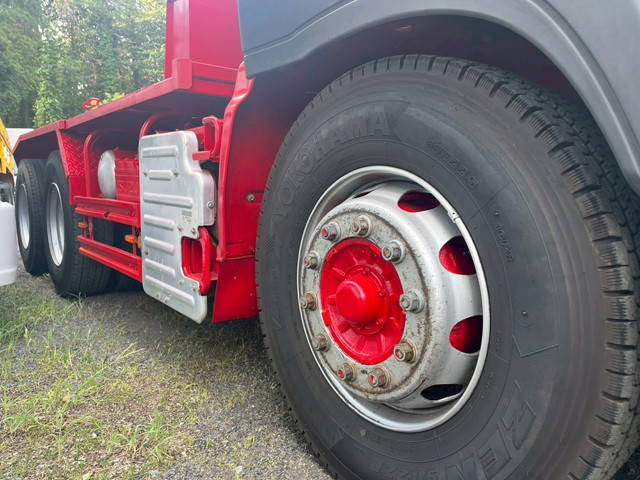 いすゞギガトレーラーヘッド（トラクターヘッド）大型（10t）[写真09]