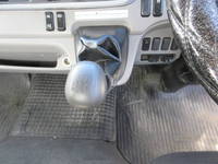 三菱ふそうキャンター平ボディ小型（2t・3t）[写真12]