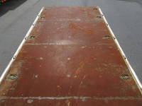 三菱ふそうキャンター平ボディ小型（2t・3t）[写真27]