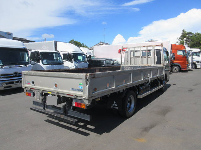 三菱ふそうキャンター平ボディ小型（2t・3t）[写真04]