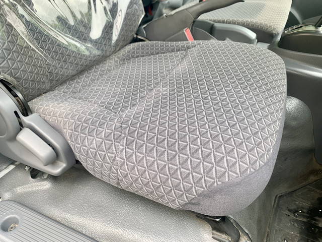 いすゞエルフパネルバン小型（2t・3t）[写真14]