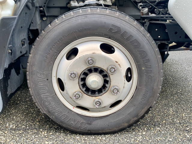 いすゞエルフパネルバン小型（2t・3t）[写真26]