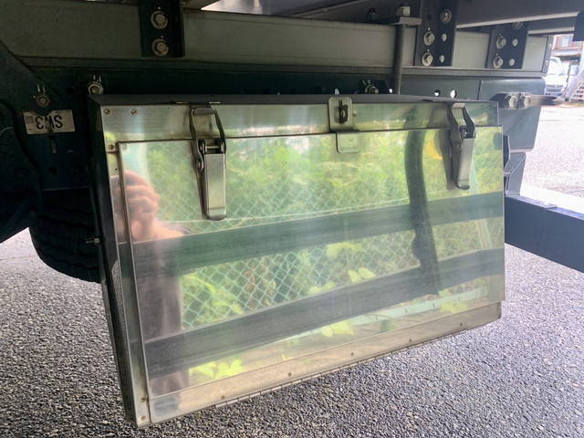 いすゞエルフパネルバン小型（2t・3t）[写真29]