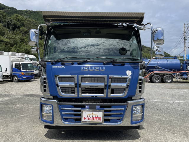 いすゞギガ汚泥吸引車大型（10t）[写真09]