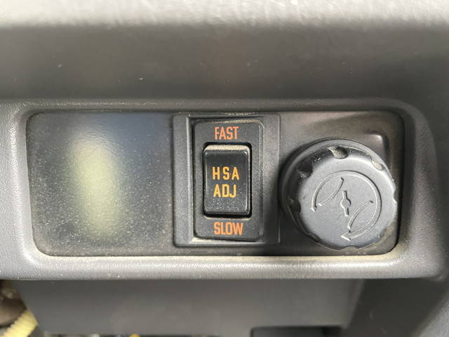 いすゞギガ汚泥吸引車大型（10t）[写真39]