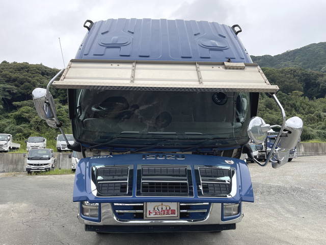 いすゞギガ汚泥吸引車大型（10t）[写真07]