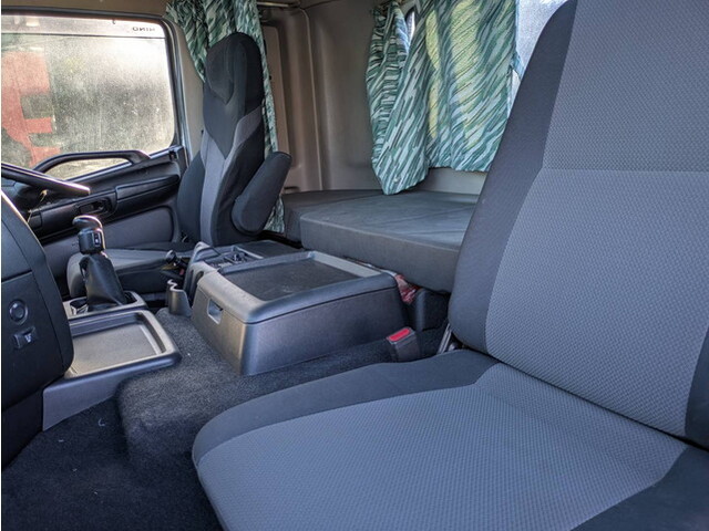 日野プロフィアトレーラーヘッド（トラクターヘッド）大型（10t）[写真22]