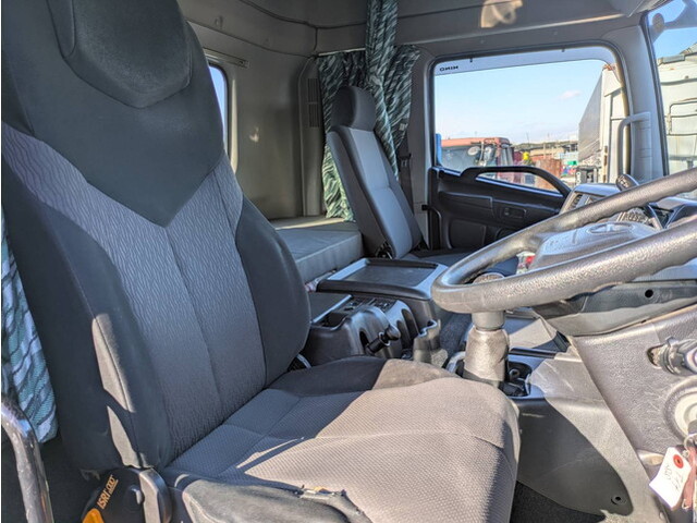 日野プロフィアトレーラーヘッド（トラクターヘッド）大型（10t）[写真23]