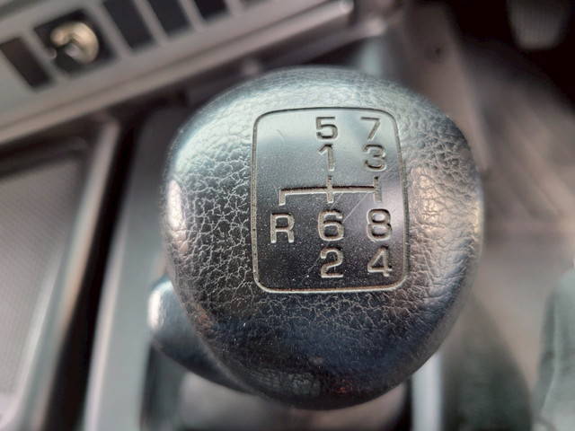 日野プロフィアトレーラーヘッド（トラクターヘッド）大型（10t）[写真29]