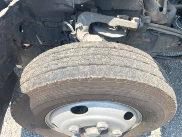 いすゞエルフダンプ小型（2t・3t）[写真05]