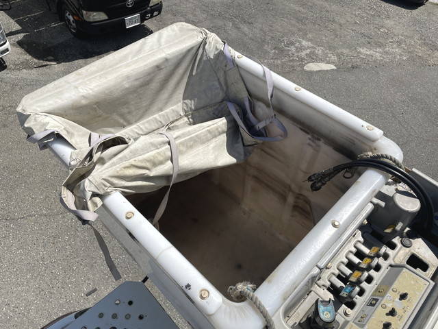 日野デュトロ高所作業車小型（2t・3t）[写真11]