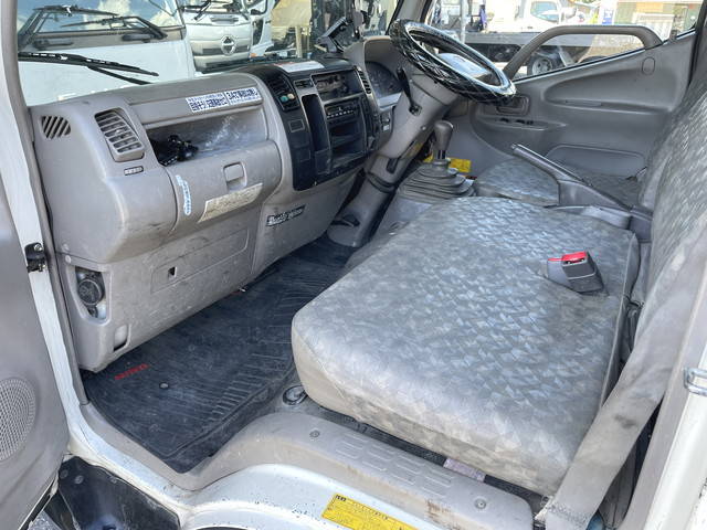 日野デュトロ高所作業車小型（2t・3t）[写真30]