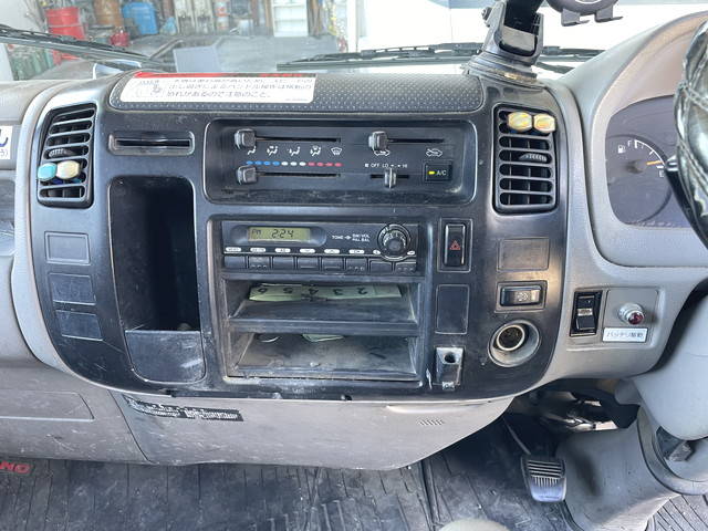 日野デュトロ高所作業車小型（2t・3t）[写真35]