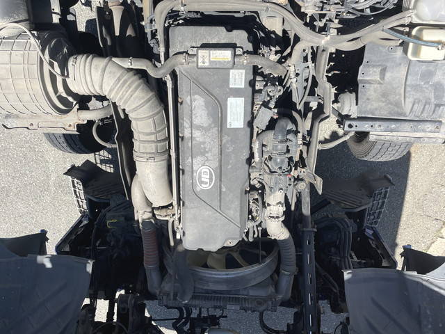 UDトラックスクオンアルミウイング大型（10t）[写真27]