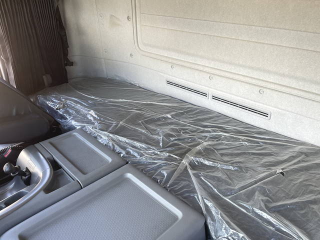 UDトラックスクオンアルミウイング大型（10t）[写真33]