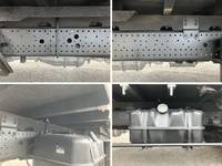 いすゞフォワードセルフクレーン4段中型（4t）[写真23]