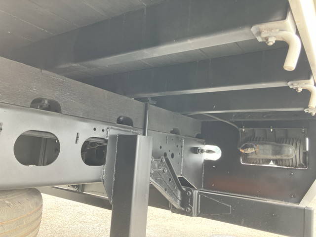 いすゞフォワードセルフクレーン4段中型（4t）[写真24]