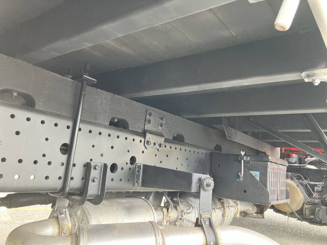 いすゞフォワードセルフクレーン4段中型（4t）[写真25]