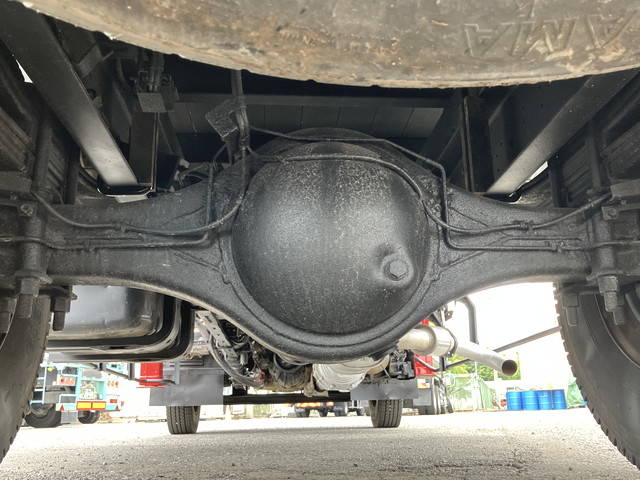 いすゞフォワードセルフクレーン4段中型（4t）[写真26]